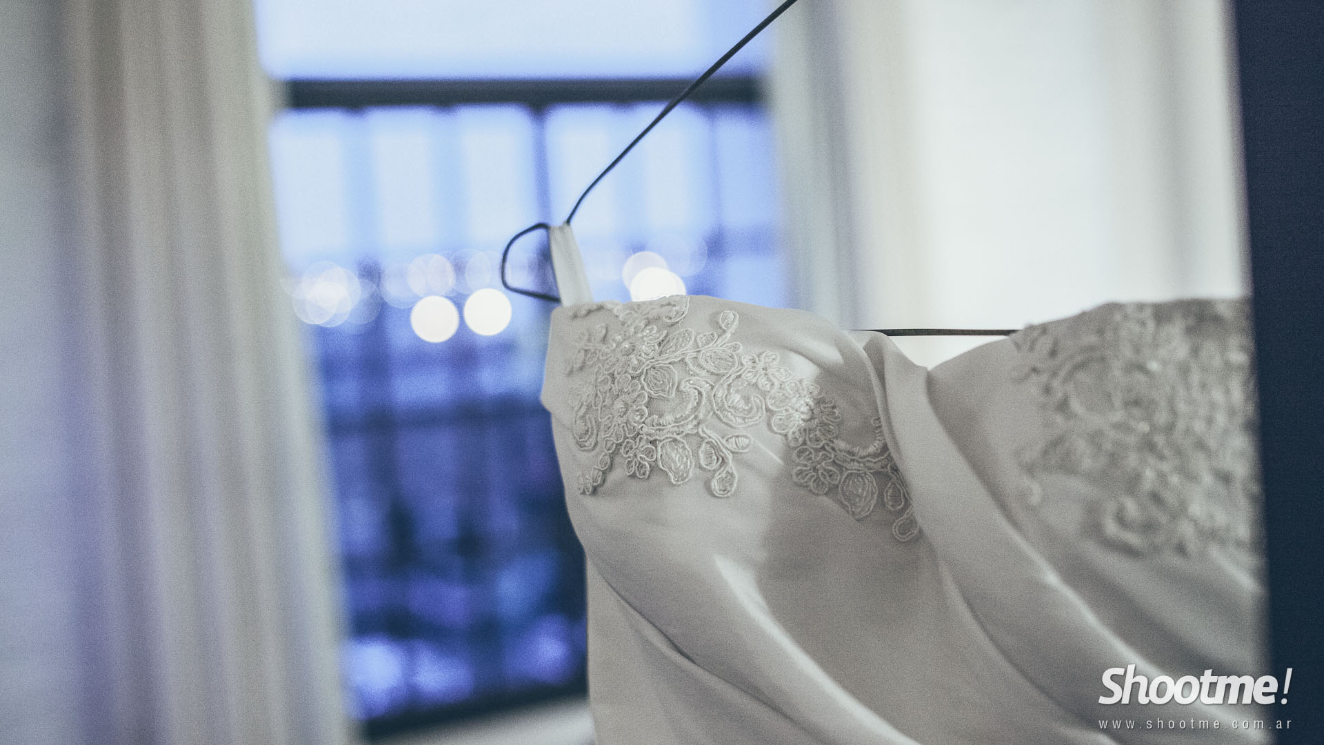 Ale y Day - ShootMe!