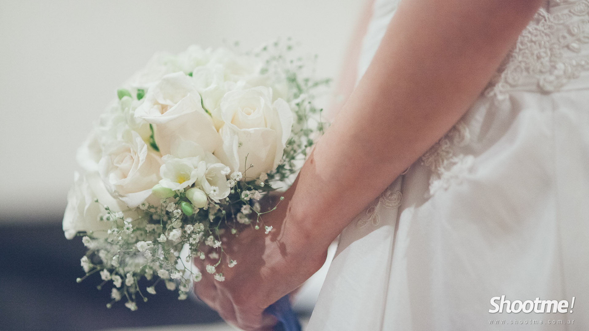 Ale y Day - ShootMe!