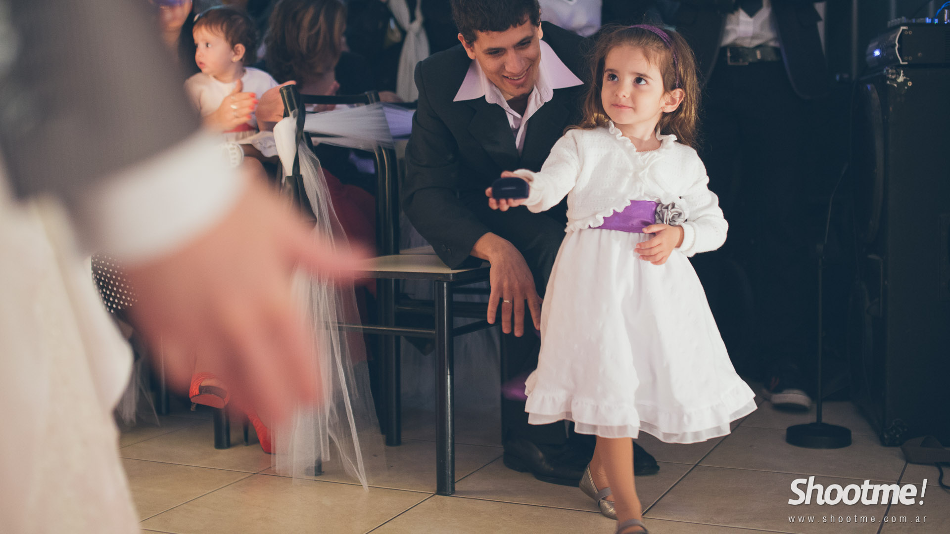 Ale y Day - ShootMe!