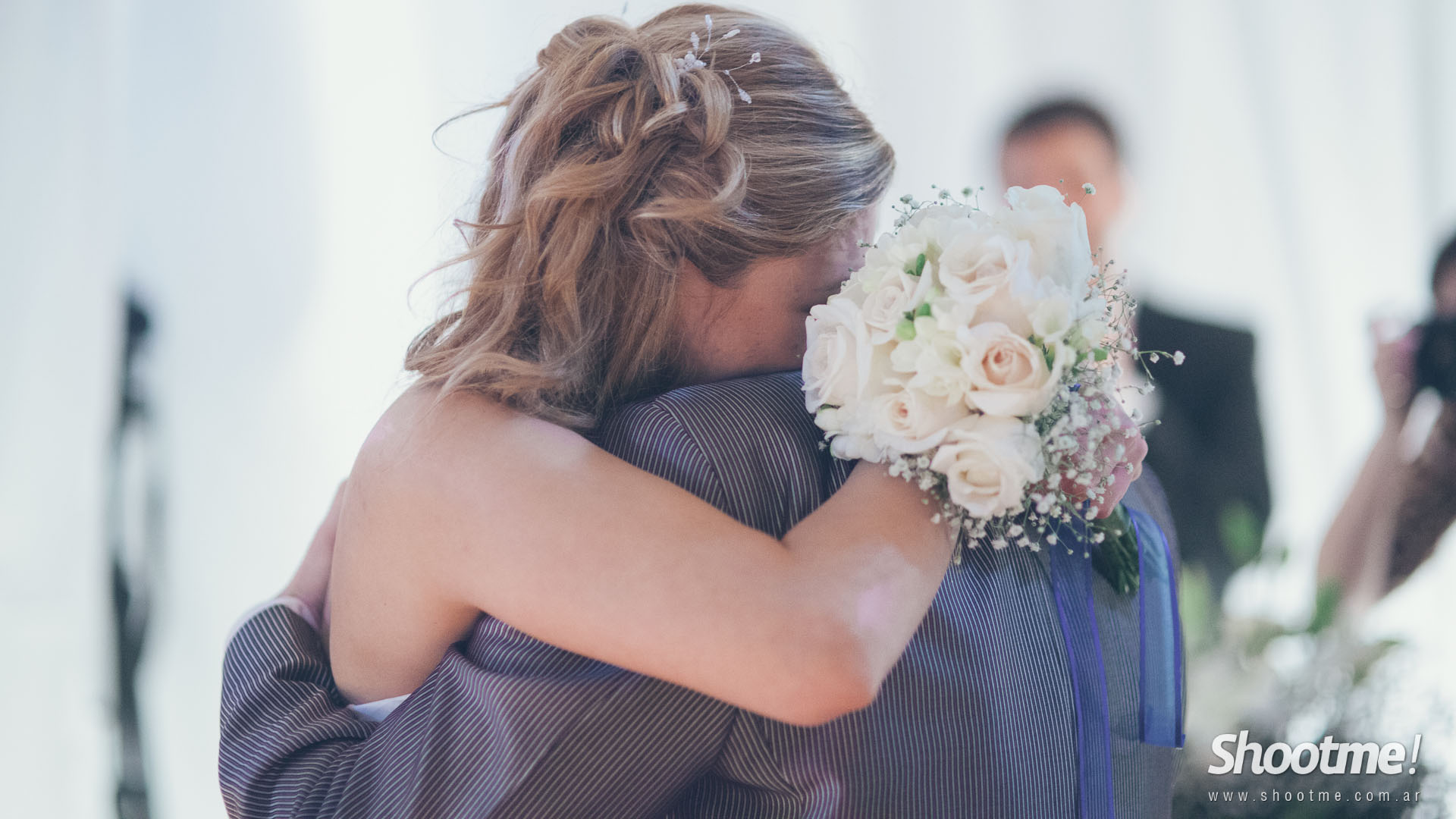 Ale y Day - ShootMe!