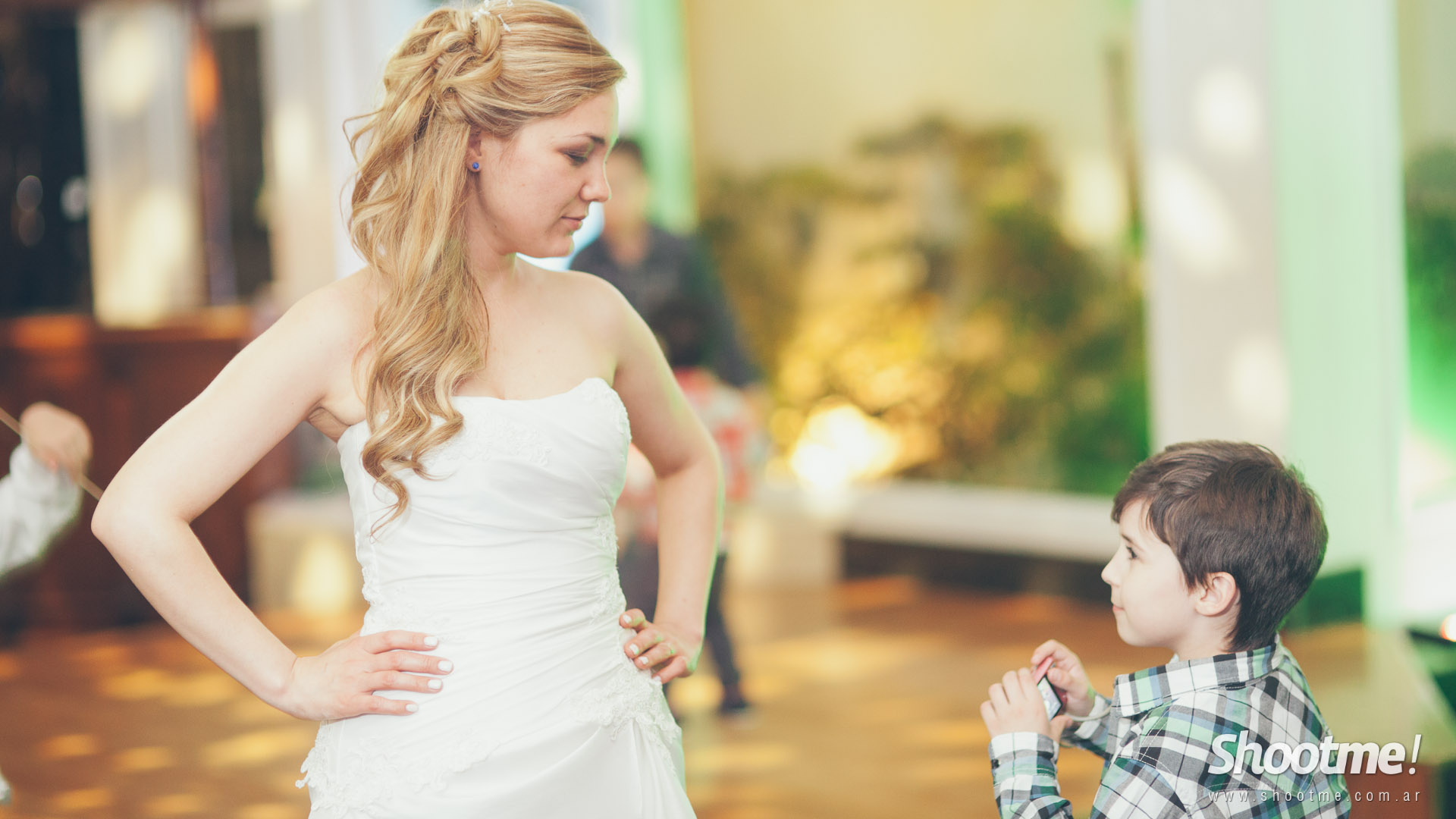 Ale y Day - ShootMe!