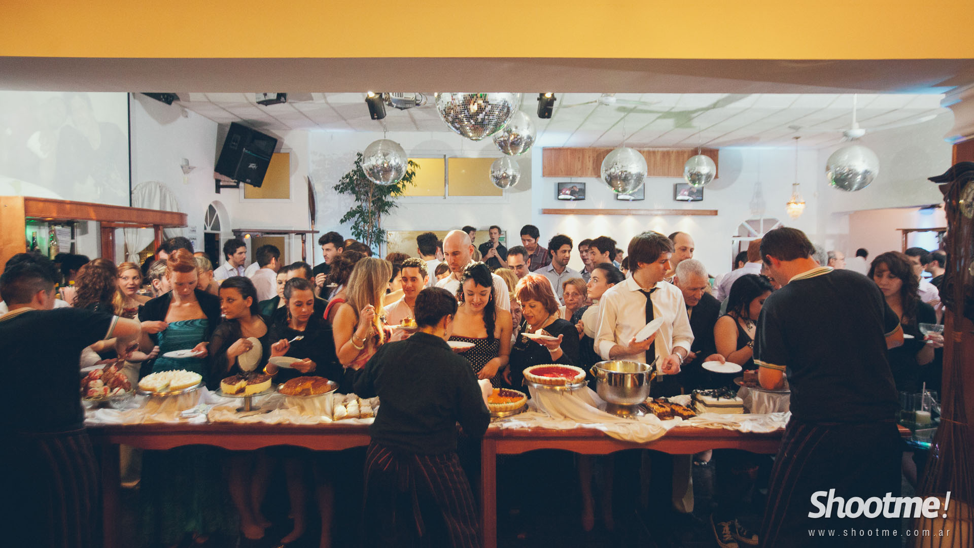 Ale y Day - ShootMe!