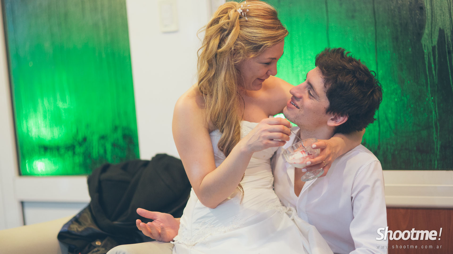 Ale y Day - ShootMe!